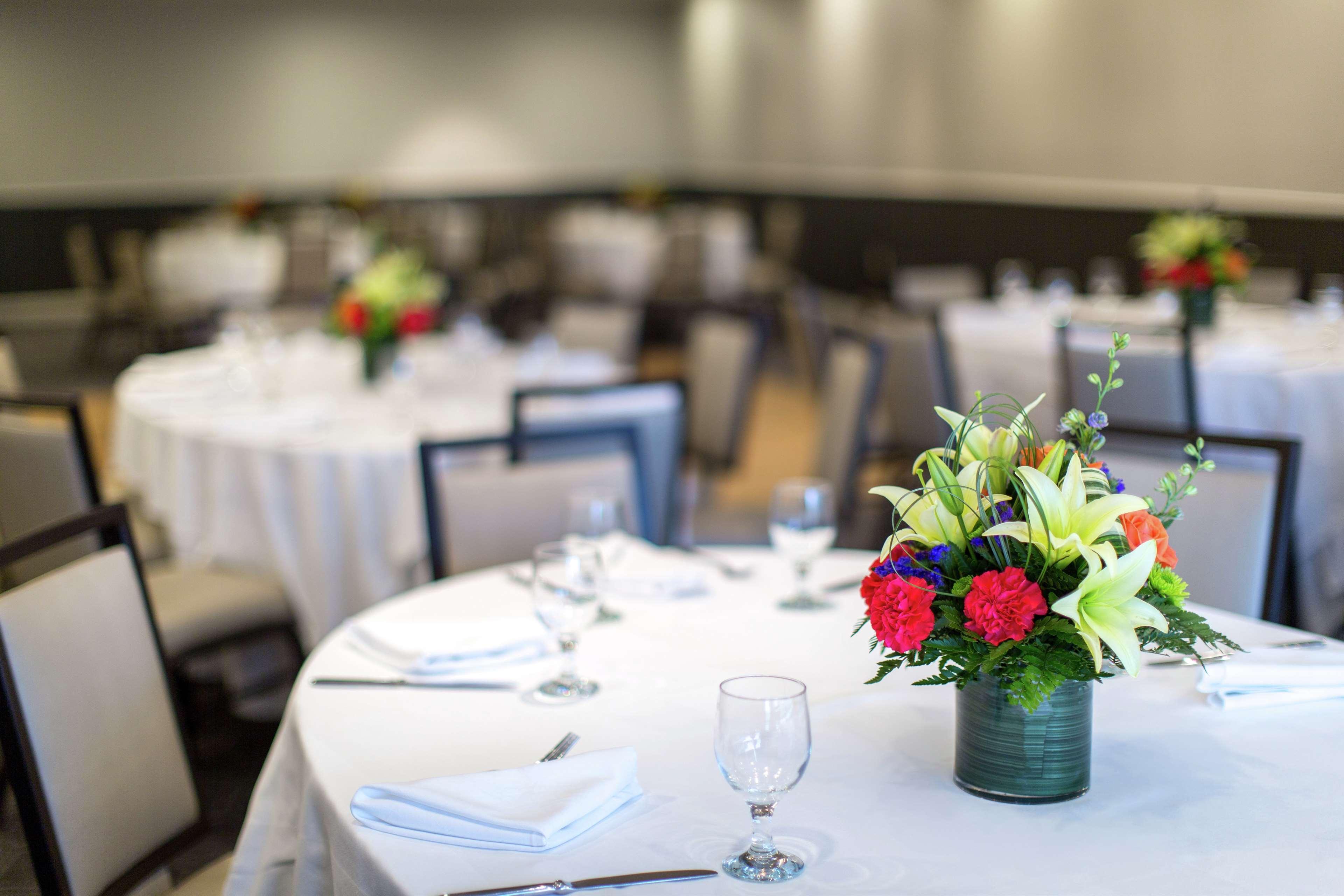 Hilton Newark Airport 3* Elizabeth