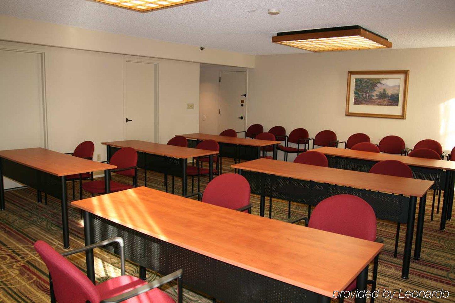 Hilton Newark Airport