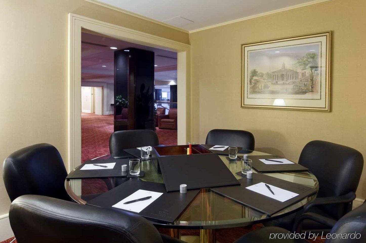 Hilton Newark Airport 3* Elizabeth